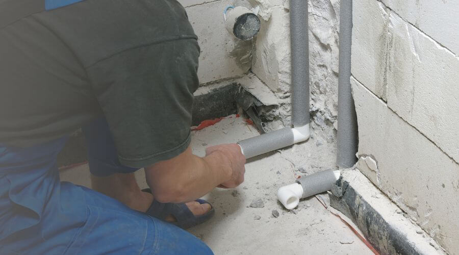 Expert burst pipe repair services in Alpha, KY